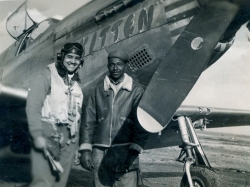 Charles_mcgee_1944-250.jpg (40815 bytes)